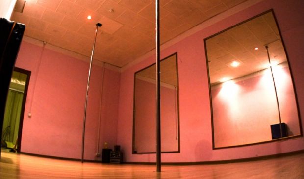 Фотография Студия танцев MajeStick Ультрамариновый зал (25 кв.м.)