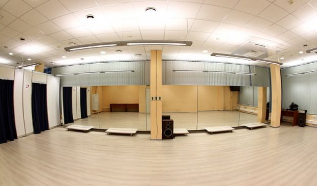 Фотография Mamboclub Танцевальный зал №2 на Краснопресненской (100 кв.м.)