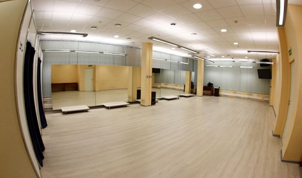 Фотография Mamboclub Танцевальный зал №2 на Краснопресненской (100 кв.м.)