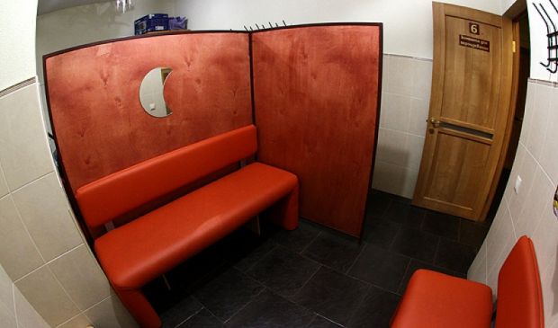 Фотография Универсальный зал для танцев и йоги клуба Зазеркалье (24 кв.м)