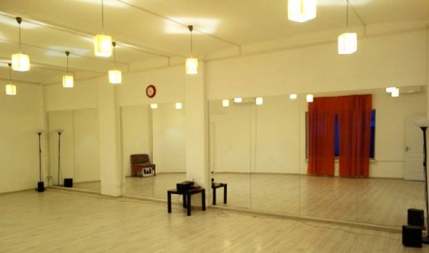 Фотография Зал для танцев BoomBox (большой) (64 кв.м)