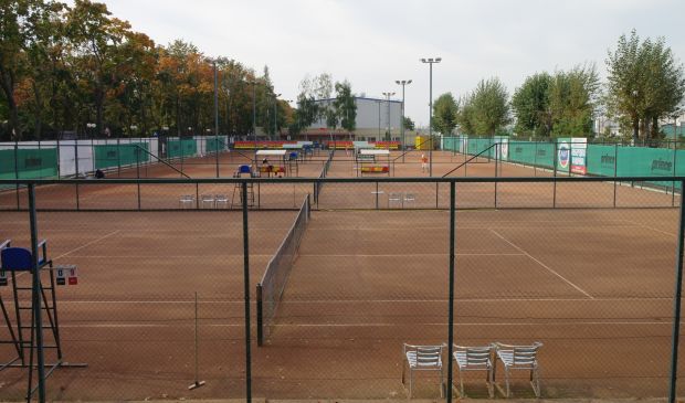 Фотография  Спортивный Комплекс «Подмосковье» открытый корт