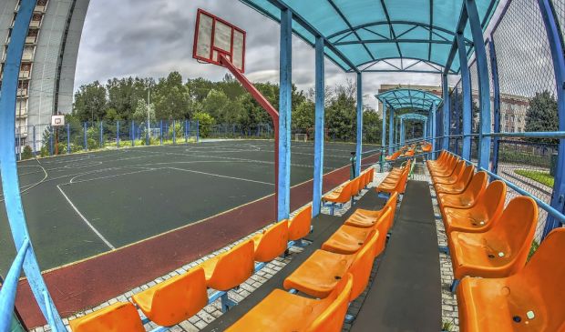 Фотография Футбольно-баскетбольная площадка на Чечулина