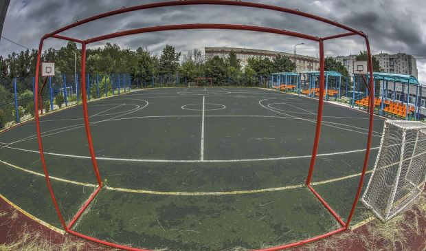 Фотография Футбольно-баскетбольная площадка на Чечулина