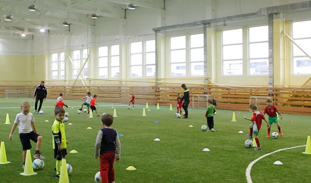 Фотография Детская секция по футболу. Футбольная школа 
