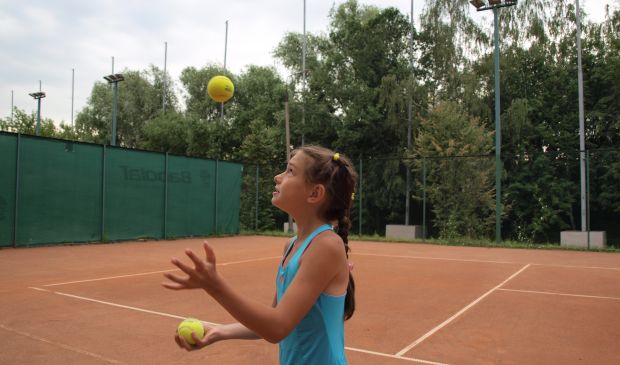 Фотография Теннисный клуб Вулкан крытый корт