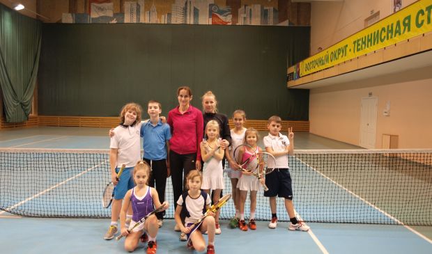 Фотография Теннисный клуб Вулкан крытый корт