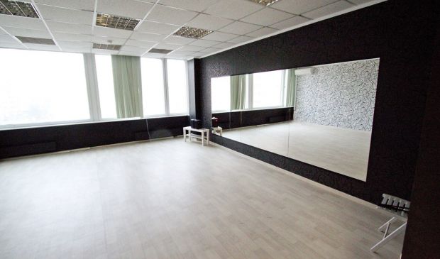 Фотография Танцевальный клуб «Максимум» Малый зал 3	