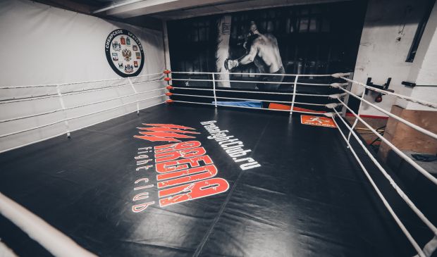 Фотография Зал для единоборств(профессиональный боксёрский ринг) в Клубе Единоборств 