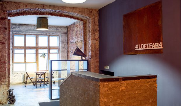 Фотография Танцевальный зал Studio 100 в LOFT ФАРФОР