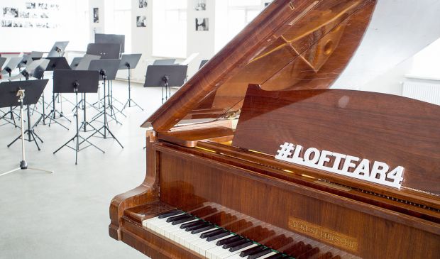 Фотография Танцевальный зал Studio 200 в LOFT ФАРФОР