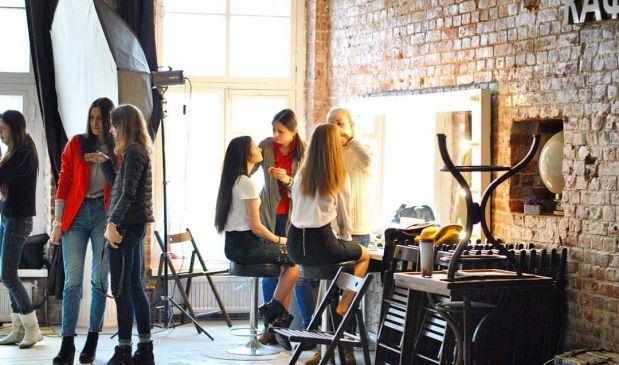 Фотография Танцевальный зал Studio 100 в LOFT ФАРФОР