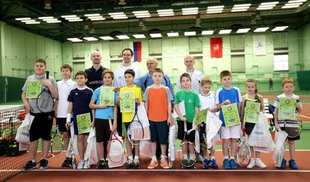 Фотография Теннис для детей (от 9 до 13 лет)