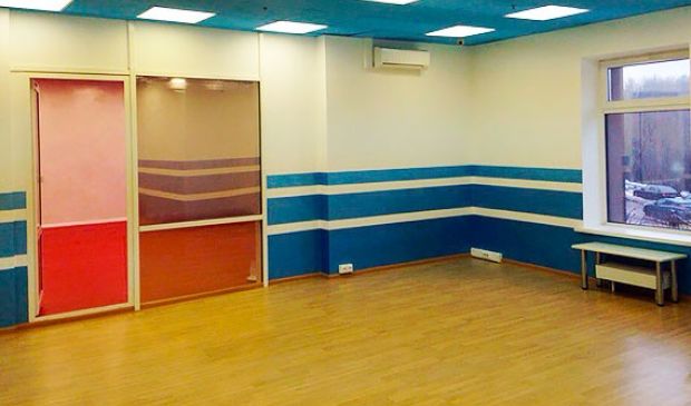 Фотография Танцевальный синий зал 45м2 в Kangoo Studio	