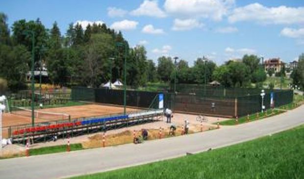 Фотография Теннисный корт 1 в Николино