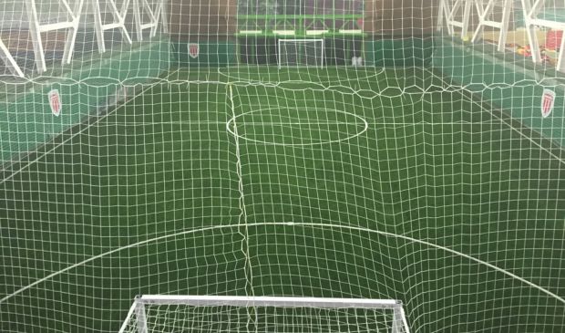 Фотография Футбольный манеж 