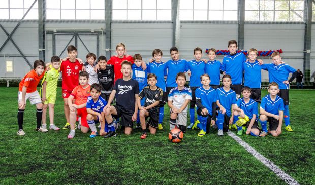 Фотография FC Stuttgart - немецкая футбольная школа для детей	