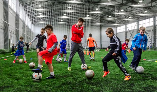 Фотография FC Stuttgart - немецкая футбольная школа для детей	