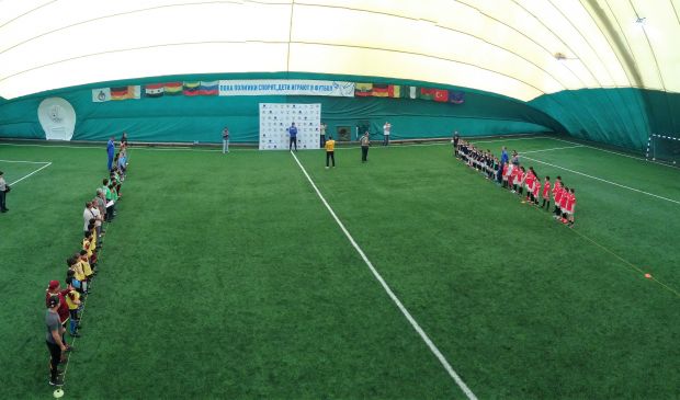 Фотография Мини-футбольные поля в Манеже Мегасфера