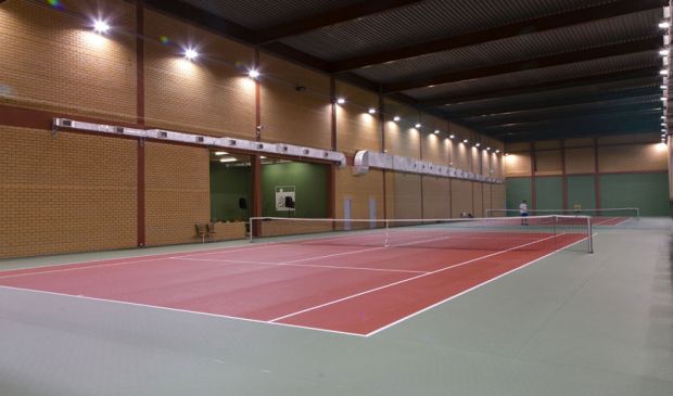 Фотография Теннисный корт №2 в клубе 