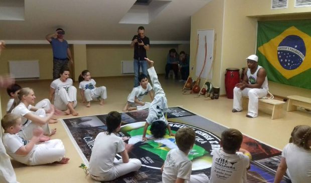 Фотография Капоэйра для детей с тренером из Бразилии в Школе капоэйры FGR