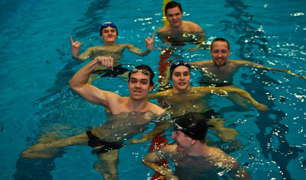 Фотография Спортивная группа обучения плаванию