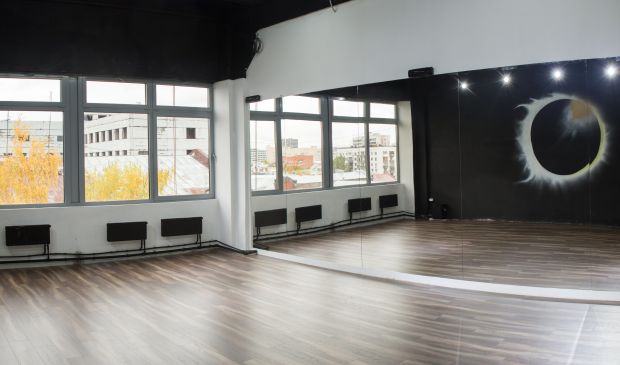 Фотография Зал №17 50 кв.м. в Gold & Dancе BLACKOUT