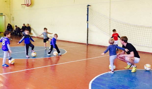 Фотография Футбольная секция для детей в ДФК 