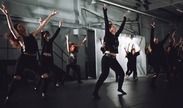 Фотография Jazz Basic: основы джазового танца