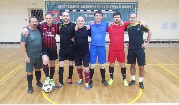Фотография Игры по мини-футболу в спортивном центре «ЛУЧ»