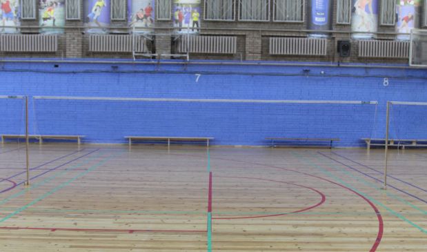 Фотография Площадка для бадминтона на деревянном паркете №7 в клубе Мастер+