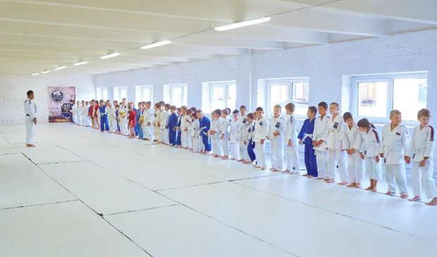 Фотография Самбо и дзюдо (дети от 4 до 15 лет)