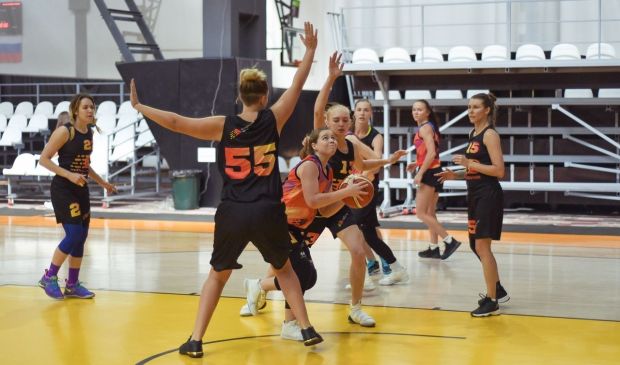 Фотография Групповые тренировки по баскетболу для женщин