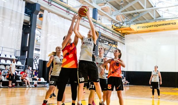 Фотография Групповые тренировки по баскетболу для женщин