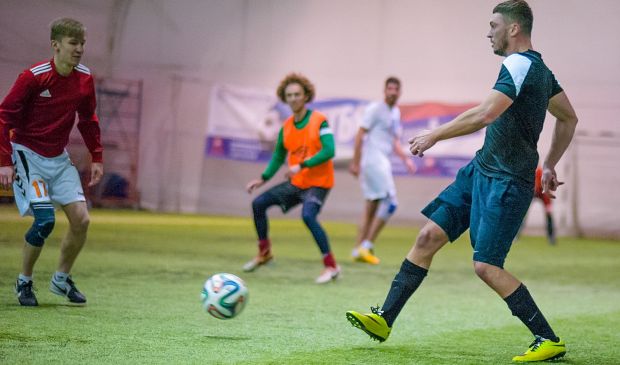 Фотография Стадион им. В.А. Мягкова (СпортВсегда ВДНХ): крытое мини-футбольное поле с искусственной травой