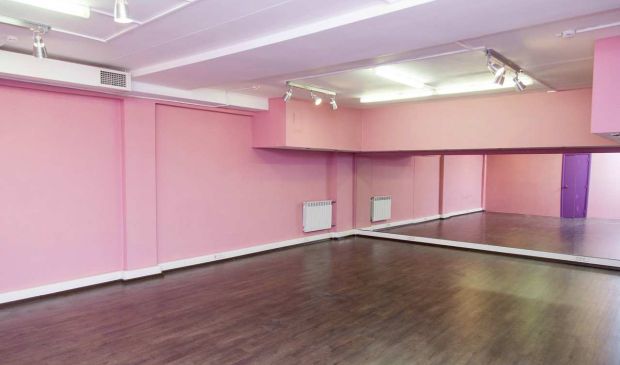 Фотография Зал 45 кв.м. для танцев, тренингов и групповых занятий