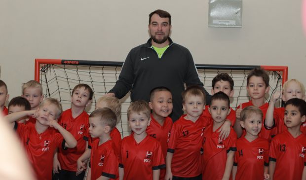 Фотография Детский футбольный клуб Рост