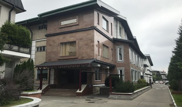 Фотография Футбольный манеж 30х17 м в клубе ORANGE Fitness 