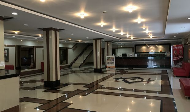 Фотография Футбольный манеж 30х17 м в клубе ORANGE Fitness 