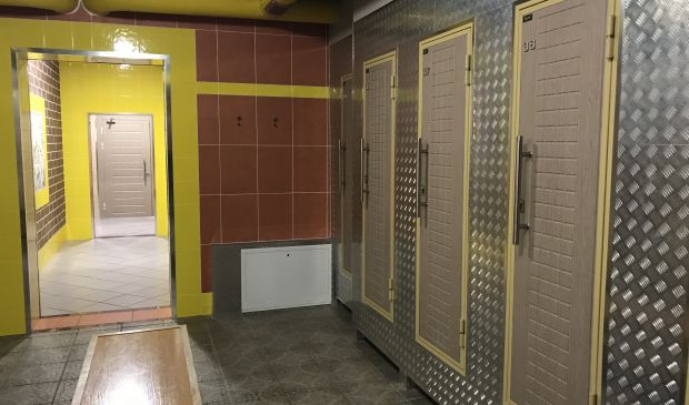 Фотография Футбольный манеж 30х17 м в клубе ORANGE Fitness 