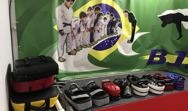 Фотография Зал единоборств с татами и мешками 80м2