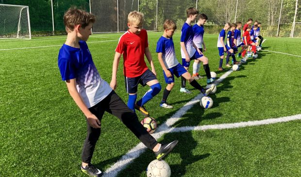 Фотография Детская футбольная школа 