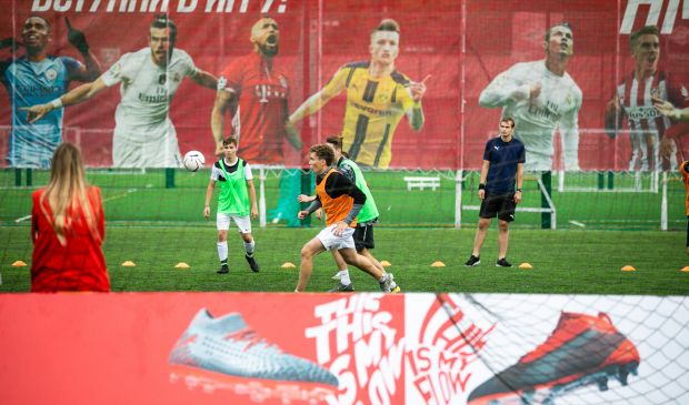 Фотография Pari Amateur Stadium 6х6