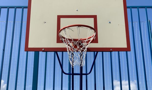 Фотография Футбольно-баскетбольная площадка на Варшавском шоссе