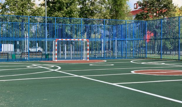 Фотография Футбольно-баскетбольная площадка на Варшавском шоссе