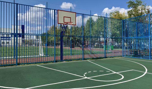 Фотография Футбольно-баскетбольная площадка на Варшавском шоссе