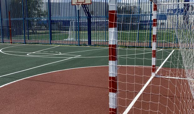 Фотография Футбольно-баскетбольная площадка на Варшавском шоссе