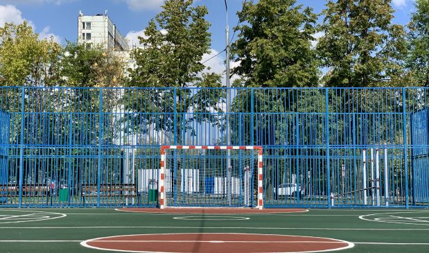 Фотография Футбольно-баскетбольная площадка на Варшавском шоссе