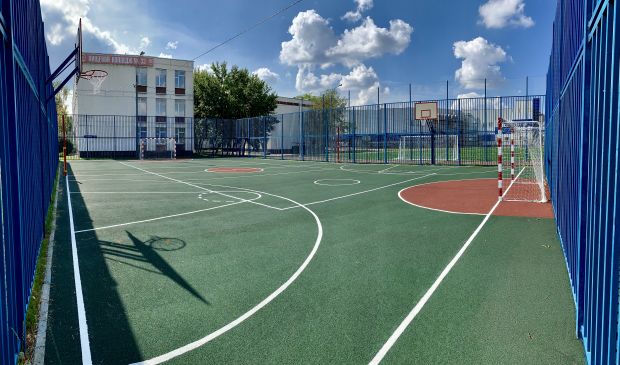 Фотография Футбольно-баскетбольная площадка на Варшавском шоссе