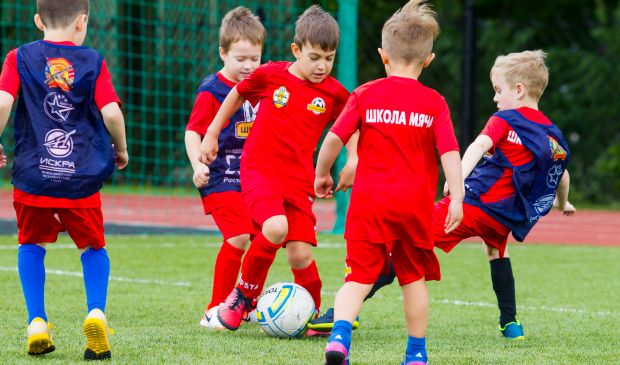 Фотография Подготовка футболистов от 3-х лет в Школе Мяча в Таганском районе